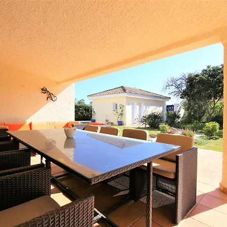 Villa Piedra *